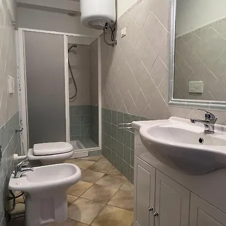 4 - Lo Spigolo Apartmán Valledoria (Sardinia)